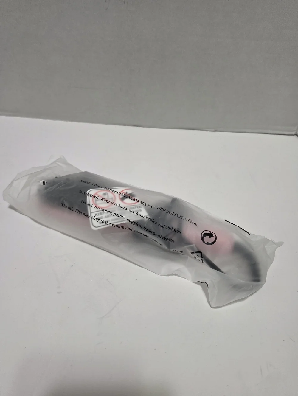 Juicy Couture Ceramic-Coated Heated Straightening‎ Brush NIB
